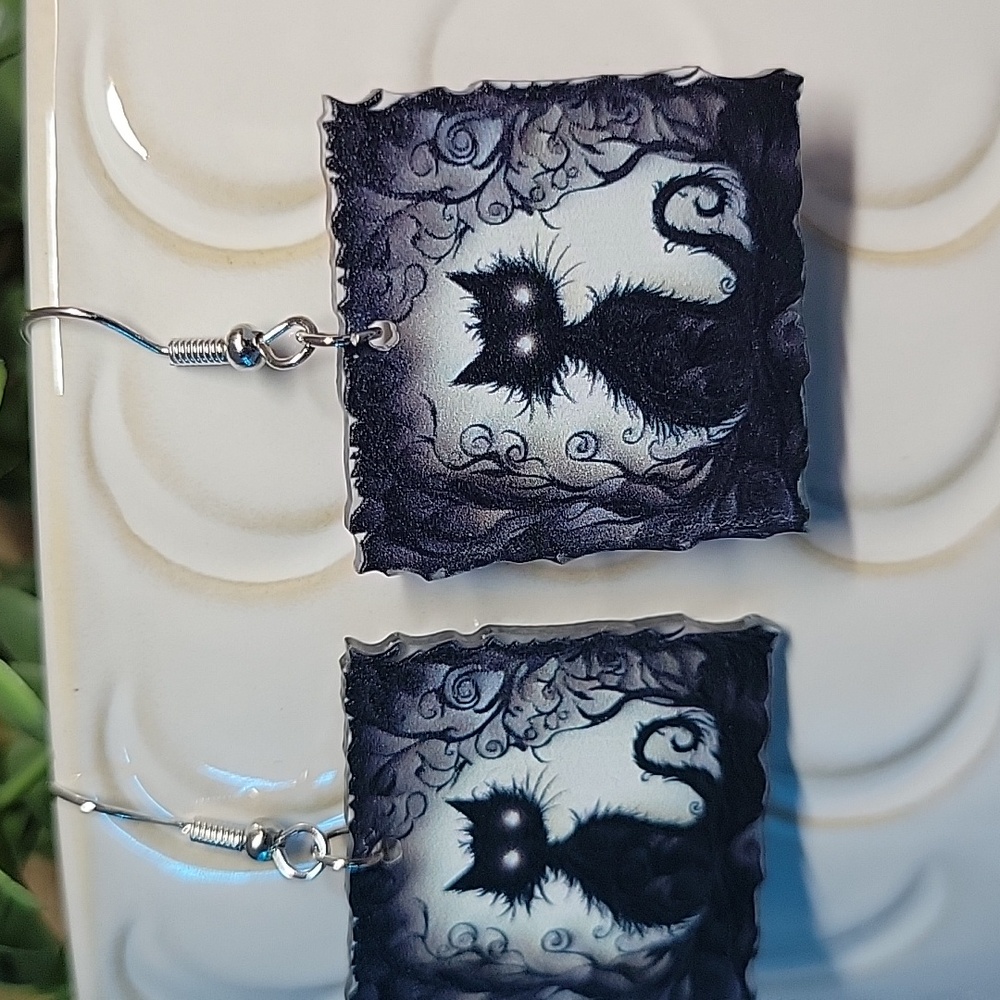 SPOOKY BLACK CAT EARRINGS - Picture 4 of 5